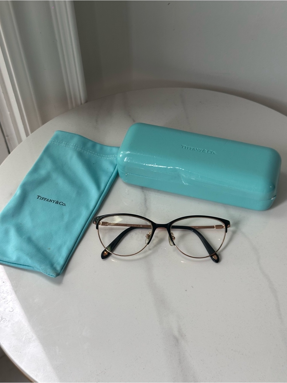 💎Tiffany & Co. Women's Black and Gold Cat Eye Glasses w/ Tiffany Blue Case Pouch